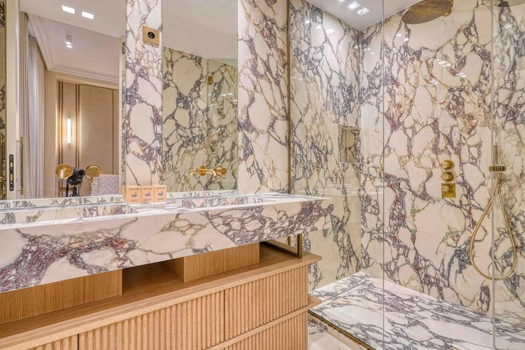 Appartement Off New Opera Louvre 5 Etoiles *